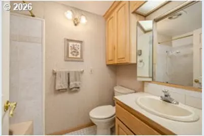6111 Thurston Rd, Springfield, OR 97478 - Photo 16