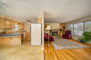 6111 Thurston Rd, Springfield, OR 97478 - Photo 10