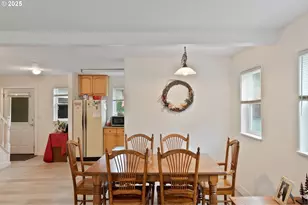 704 Cliff Ct, Silverton, OR 97381 - Photo 14