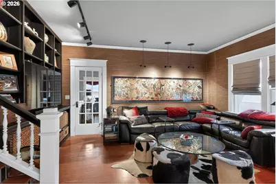 211 S 3rd St, Cottage Grove, OR 97424 - Photo 10