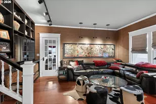 211 S 3rd St, Cottage Grove, OR 97424 - Photo 10