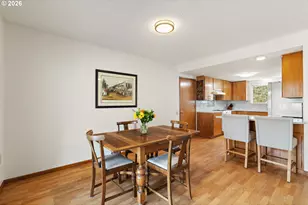 15685 SW Queen Victoria Pl, Portland, OR 97224 - Photo 8