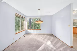 6630 SW Ventura Dr, Tigard, OR 97223 - Photo 6