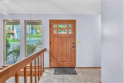 6630 SW Ventura Dr, Tigard, OR 97223 - Photo 2