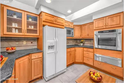 6630 SW Ventura Dr, Tigard, OR 97223 - Photo 10