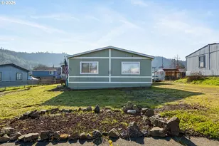 871 SE Meadowood Dr, Winston, OR 97496 - Photo 4