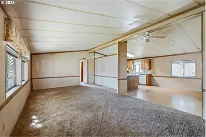 871 SE Meadowood Dr, Winston, OR 97496 - Photo 14