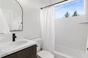 4950 SE Caruthers St, Portland, OR 97215 - Photo 18