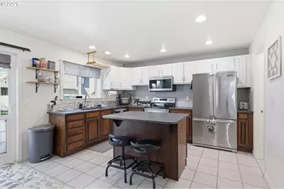 1924 W 10th Ave, Junction City, OR 97448 - Photo 14