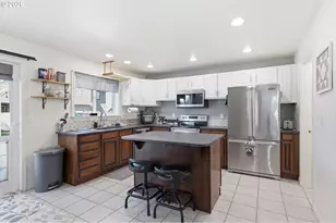 1924 W 10th Ave, Junction City, OR 97448 - Photo 14