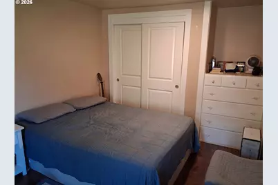 1055 Columbia Ave, Gladstone, OR 97027 - Photo 20