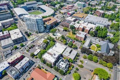 1811 NW Couch St #508, Portland, OR 97209 - Photo 28