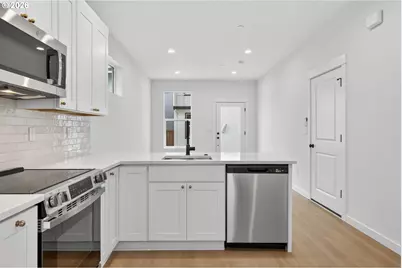 4055 SW McKinley St #39, Gresham, OR 97080 - Photo 6