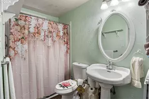 2333 24th St, Florence, OR 97439 - Photo 26