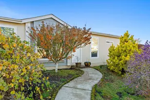 17123 SW Eldorado Dr, Portland, OR 97224 - Photo 2