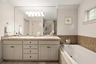 5077 W Sunset Dr, Lake Oswego, OR 97035 - Photo 26