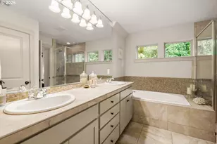 5077 W Sunset Dr, Lake Oswego, OR 97035 - Photo 30