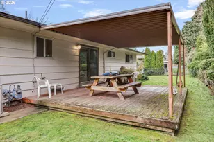 11425 SE Ash Ct, Portland, OR 97216 - Photo 32