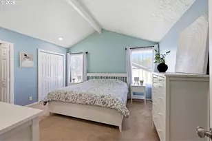 15598 NW Overton Dr, Beaverton, OR 97006 - Photo 12