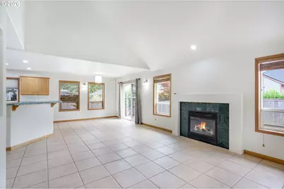 20245 SW Comanche Ter, Tualatin, OR 97062 - Photo 8