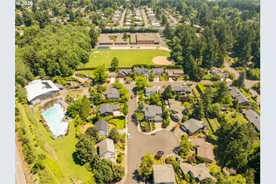 10366 SW Porter St, Portland, OR 97225 - Photo 26