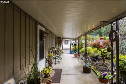 11526 SW Royal Villa Dr, Portland, OR 97224 - Photo 28