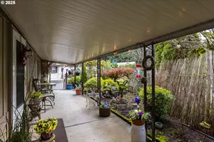 11526 SW Royal Villa Dr, Portland, OR 97224 - Photo 30