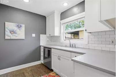 6415 SE 90th Ave, Portland, OR 97266 - Photo 8