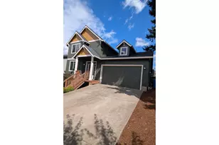 19118 Arletha Ct, Sandy, OR 97055 - Photo 2
