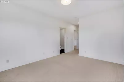 10682 SW Berkshire St, Portland, OR 97225 - Photo 16