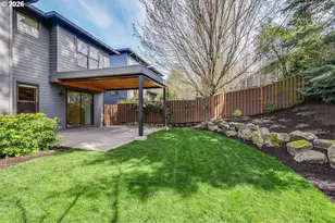 10682 SW Berkshire St, Portland, OR 97225 - Photo 30