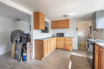 3250 Abrams Ave NE, Salem, OR 97301 - Photo 8