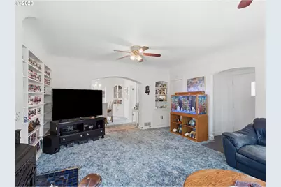 544 SE Court St, Dallas, OR 97338 - Photo 8