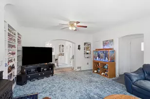 544 SE Court St, Dallas, OR 97338 - Photo 8