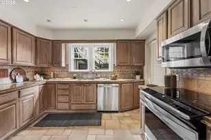 2260 NE 32nd Ave, Portland, OR 97212 - Photo 18
