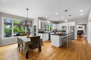 17485 Brookhurst Dr, Lake Oswego, OR 97034 - Photo 14