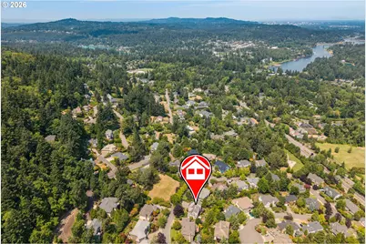 17485 Brookhurst Dr, Lake Oswego, OR 97034 - Photo 48