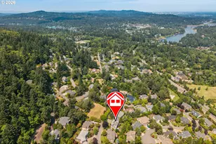 17485 Brookhurst Dr, Lake Oswego, OR 97034 - Photo 48