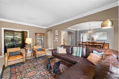 17485 Brookhurst Dr, Lake Oswego, OR 97034 - Photo 8