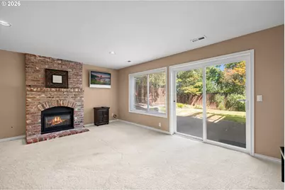 17485 Brookhurst Dr, Lake Oswego, OR 97034 - Photo 34