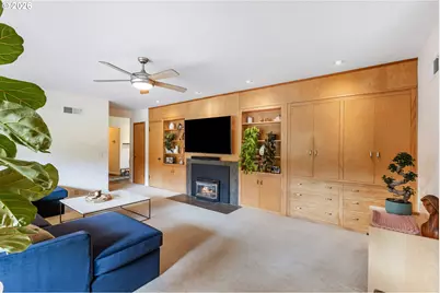 2230 W Harvard Ave, Roseburg, OR 97471 - Photo 8