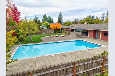 2230 W Harvard Ave, Roseburg, OR 97471 - Photo 42