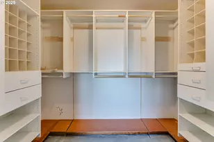 2595 Highland Oaks Dr, Eugene, OR 97405 - Photo 22