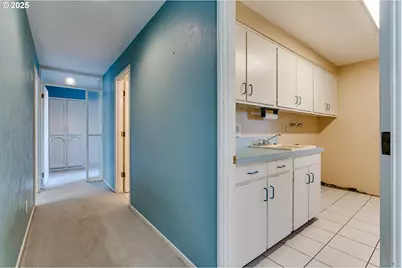 2595 Highland Oaks Dr, Eugene, OR 97405 - Photo 26