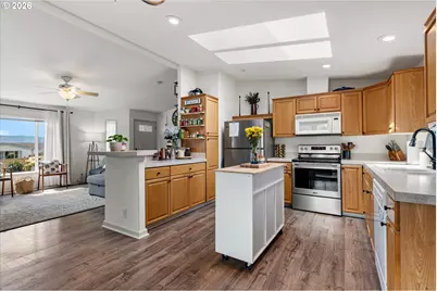 207 Court St, Enterprise, OR 97828 - Photo 16