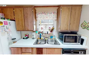 94120 Strahan St, Gold Beach, OR 97444 - Photo 10