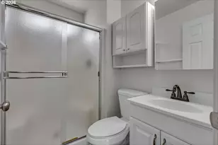 905 20th St SE, Salem, OR 97301 - Photo 24