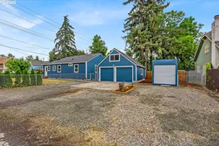 905 20th St SE, Salem, OR 97301 - Photo 1