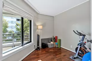 2245 SW Park Pl, Portland, OR 97205 - Photo 18