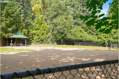 13217 SW Summerwood Dr, Portland, OR 97223 - Photo 42